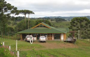 Maschinenpark-Auslieferung für die Vinicola Perico in Santa Catarina /Brasilien