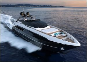 Riva Corsaro 100
