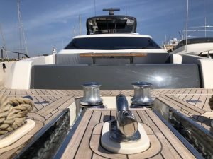 Ferretti 850
