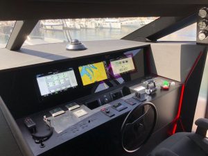 Ferretti 850