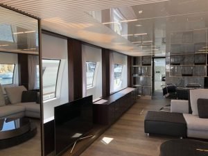 Ferretti 850
